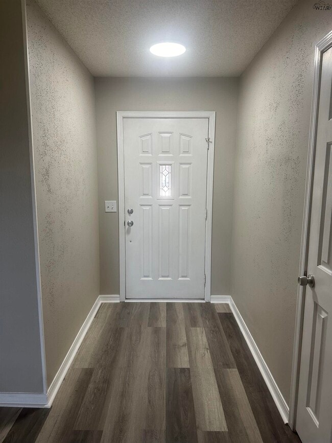 Photo - 15 Bazely Cir