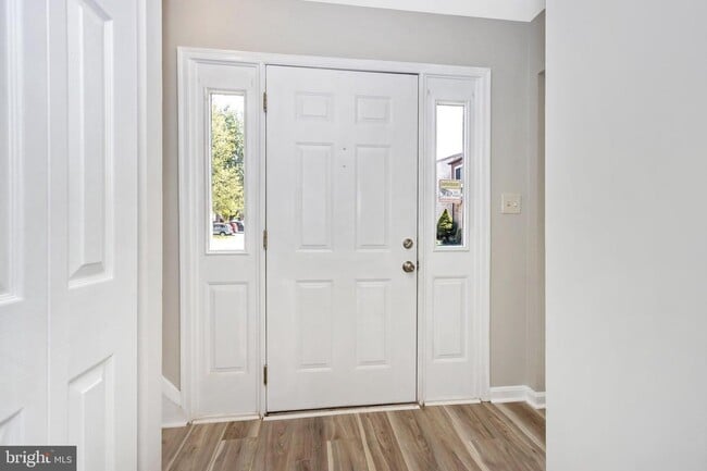 Photo - 7429 Mill Run Dr