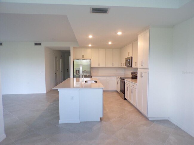 14191 Heritage Landing Blvd Unit 1216