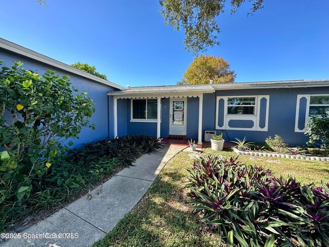Photo - 940 Garden Rd