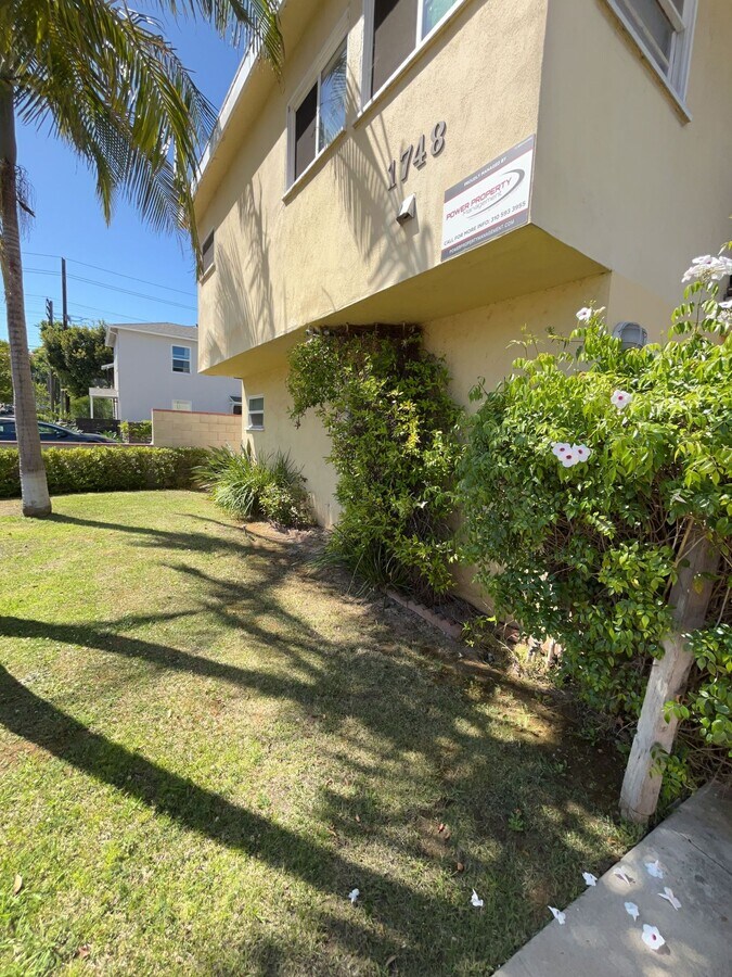 Photo - 1748 18th St