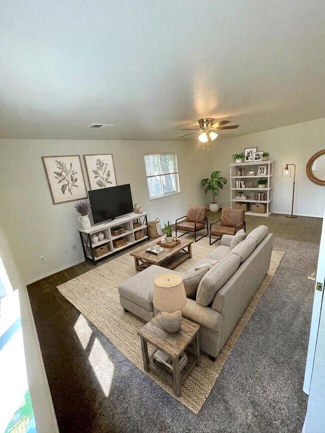 1443 Centennial Dr Unit C