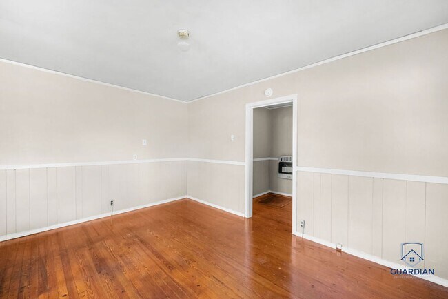 Photo - 2 bed 1 bath