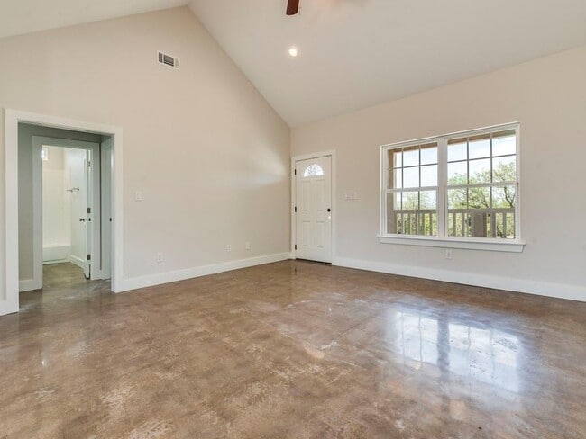 Photo - 500 Harmon Hills Cove