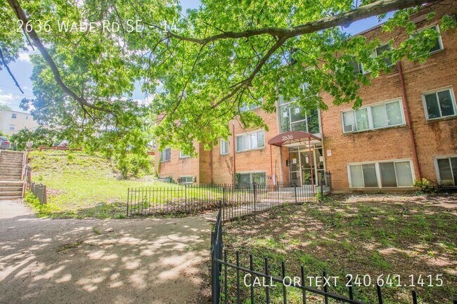 Photo - 2636 Wade Rd SE