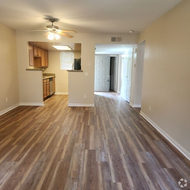 Building Photo - 2bdrm 2bath 1050 SqFt, Carmel Mtn 2nd floo... Unit 154 Rental