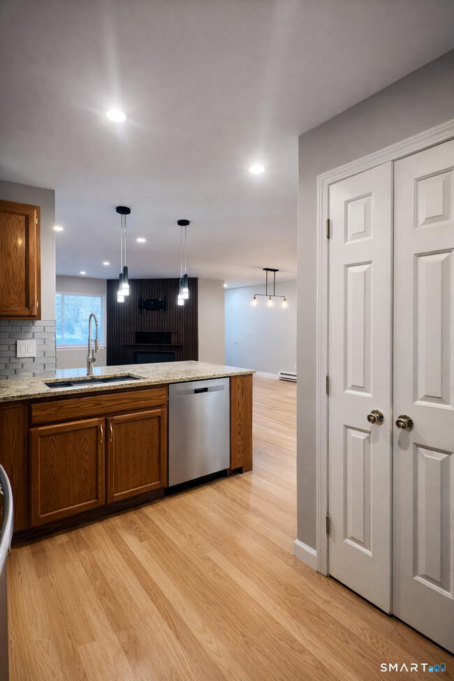 Photo - 103 Willow Springs Unit 103