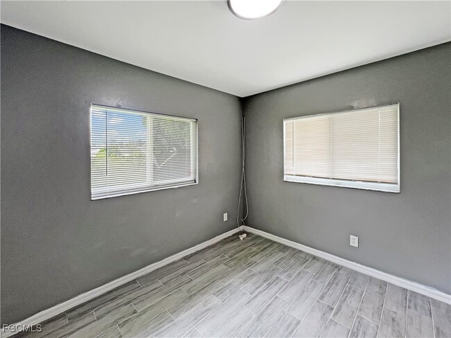 Photo - 123 Gordon Ave S