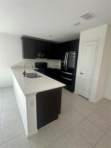 Photo - 202 Lemongrass Dr