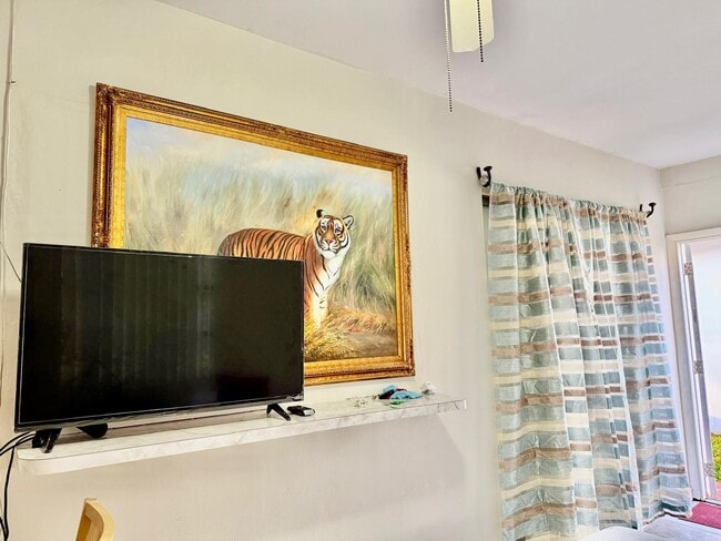 Photo - 4906 NW 45th Ave Unit Studio