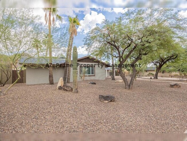 Photo - 5301 N 43rd Pl