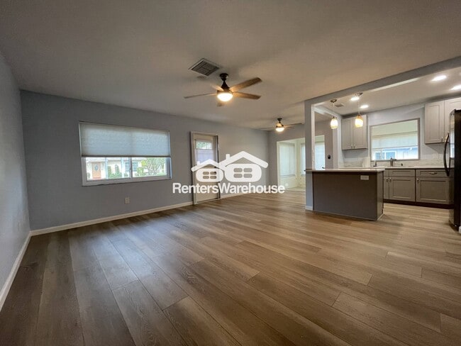 Photo - 110 Gloucester Blvd Unit 110