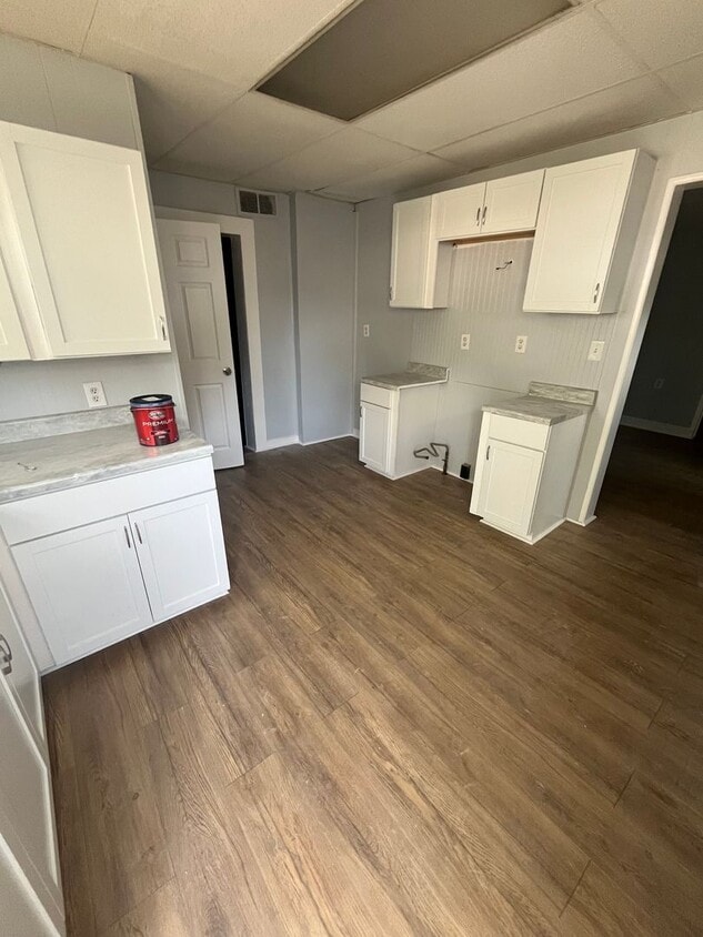 Newly renovated 2/1 in Portland! - Newly renovated 2/1 in Portland!