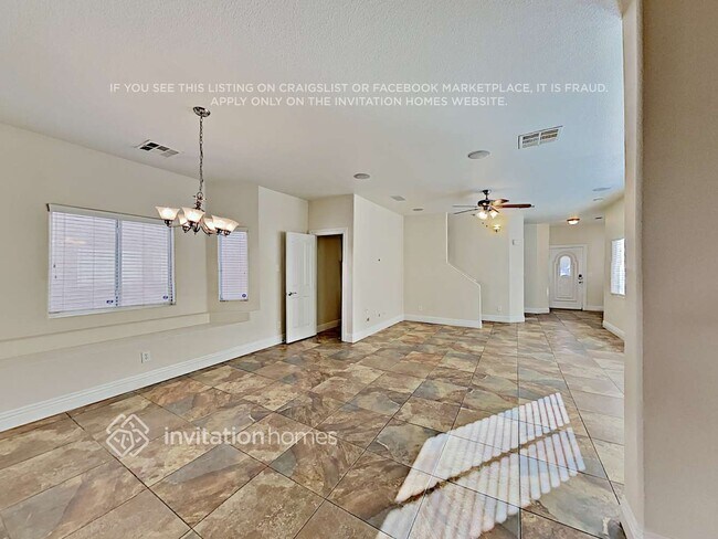 Photo - 1676 Little Crow Ave
