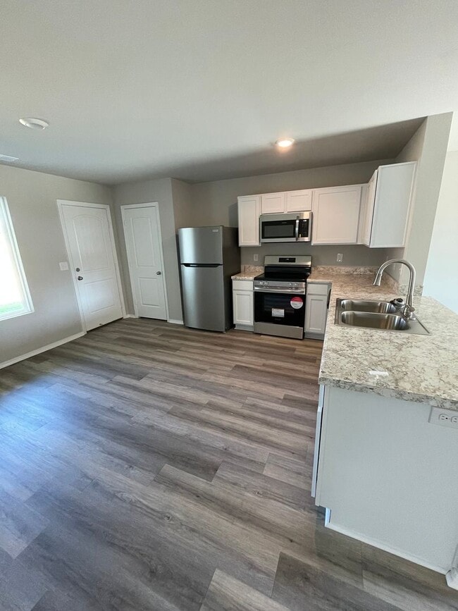 Photo - 3 Bedroom, 2 Bathroom Home