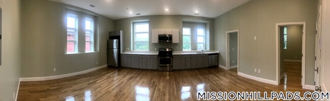 Photo - 409 Dudley St Unit 4