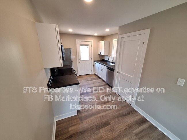 Photo - 813 E Sciota Ave