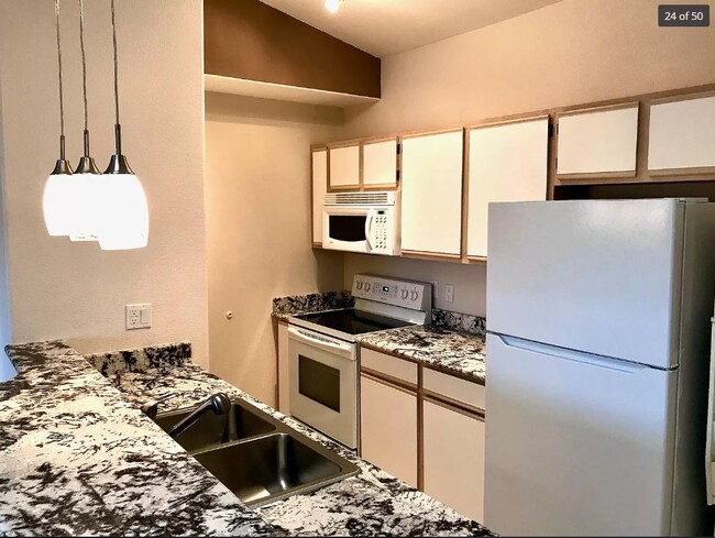 Photo - 985 E Mingus Ave Unidad Apt 321