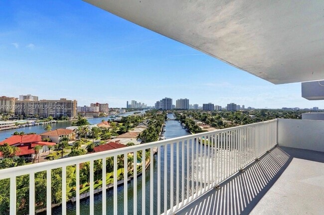 Photo - 137 Golden Isles Dr Unit 1006