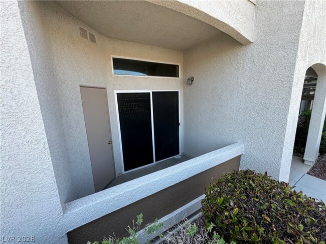 Photo - 2305 W Horizon Ridge Pkwy Unit 2911