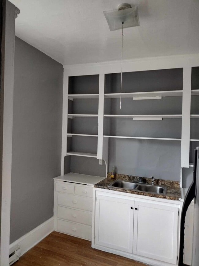 Photo - 1002 Columbus Ave Unit Apt C