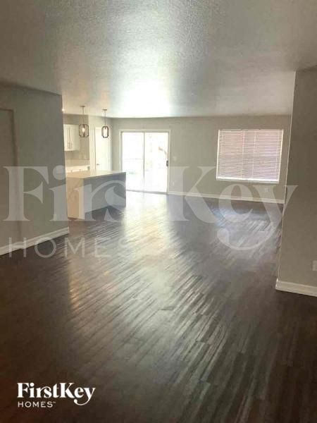 Photo - 426 Hopedale Ave