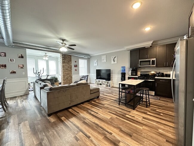 Photo - 4117 S Michigan Ave Unit N3