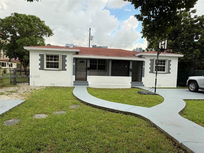 Photo - 931 SW 6th Ave Unit 931
