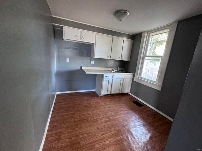 Photo - 401 N Monroe St