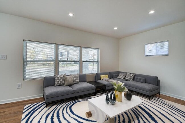 Photo - 1631 Dr Andrew J Brown Ave