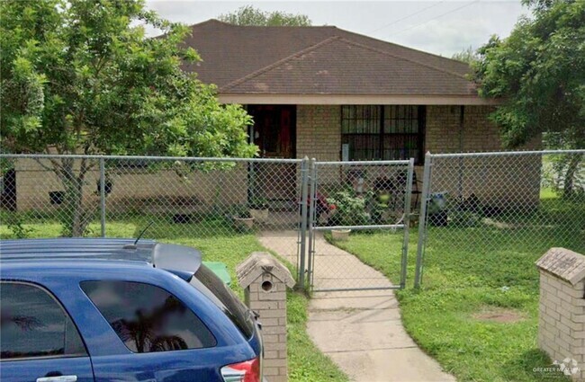 Building Photo - 129 W Falcon Ave Rental