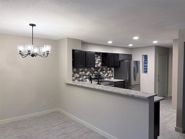 Photo - 14515 Wunderlich Dr Unidad 811