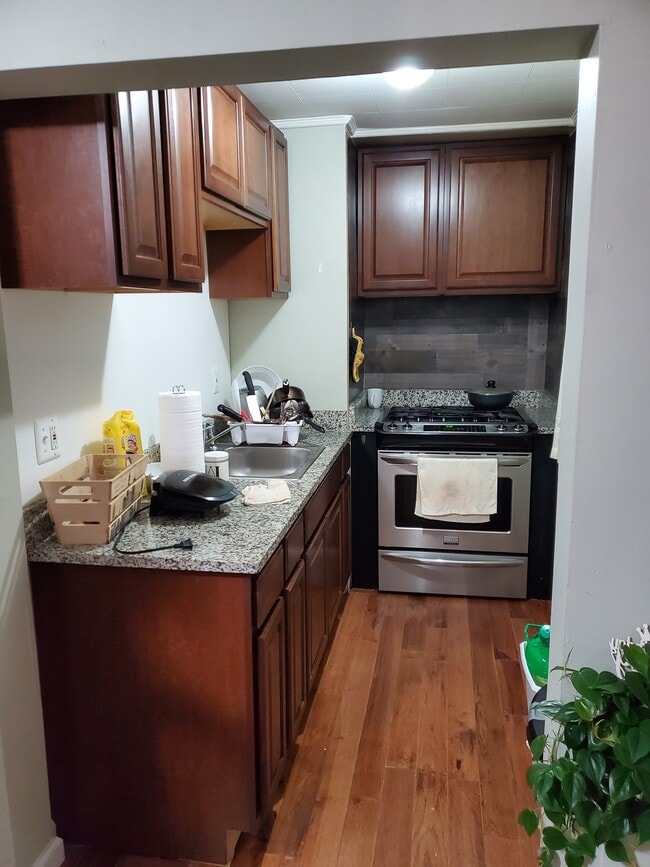 Photo - 135 Bellingham Ave Unit 1