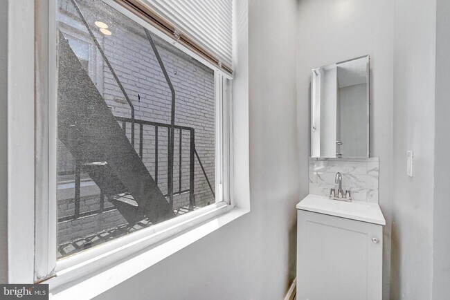 Photo - 319 E 22nd St Unit 2
