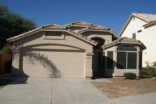Building Photo - 3072 N 87th St Rental