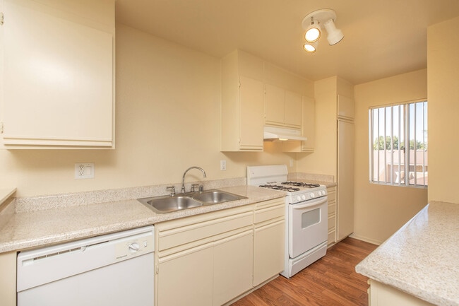 Photo - Vintage Woods Apartments