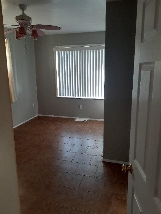 Photo - 640 Schwamberger Rd