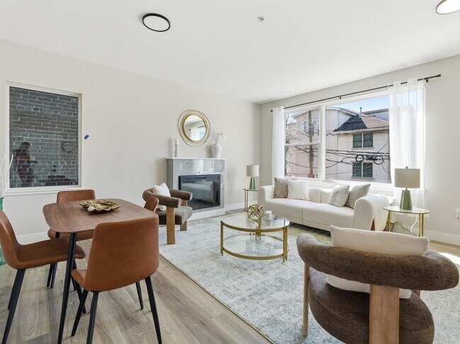 Photo - 304 61st St Unidad 4A