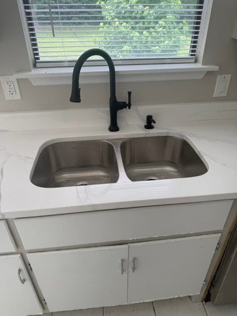 Photo - 2071 Walden Park Pl