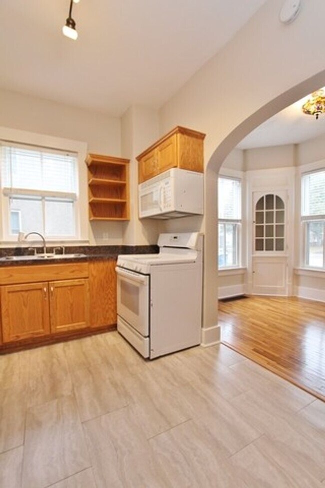 Photo - Updated 3 bedroom 1 bath home in downtown Morris