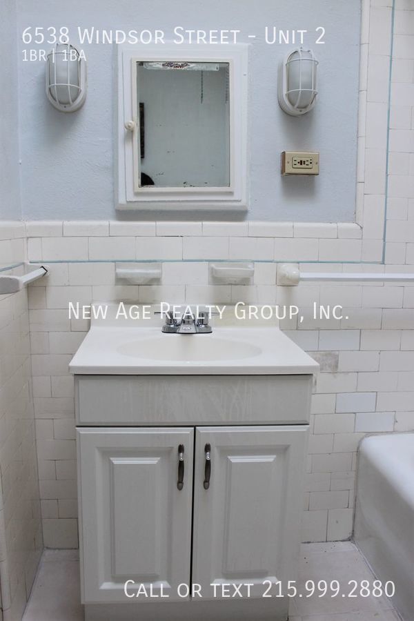 Photo - Very spacious apartment in Elmwood Park! Unit 2