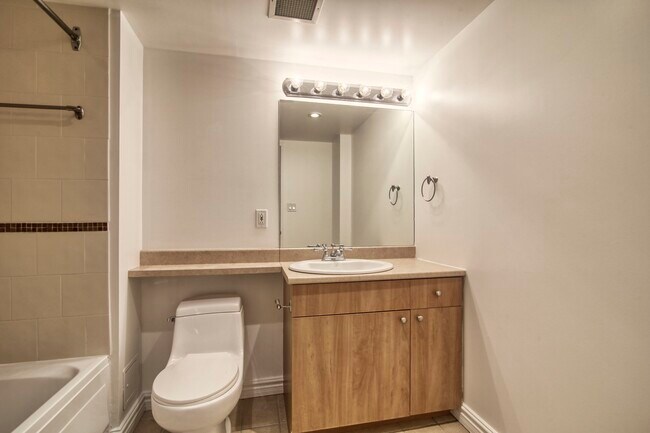 Photo - 2700 Rufus Rockhead Unit 206