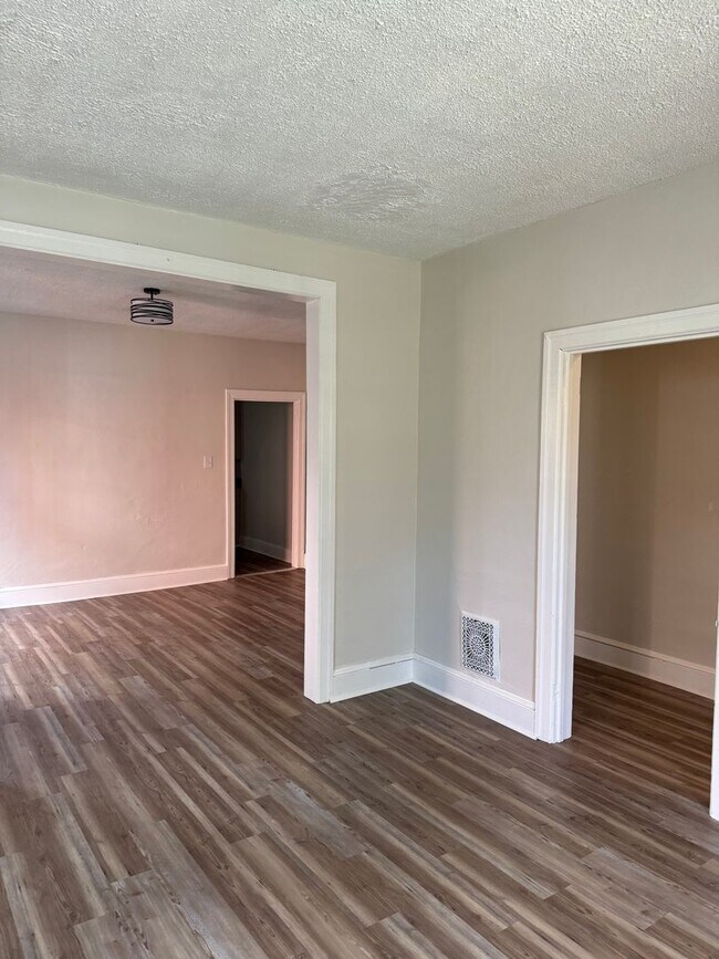 Photo - (8) 216-218 Westside Ave (One Degree Resid... Unit 218 Westside Ave