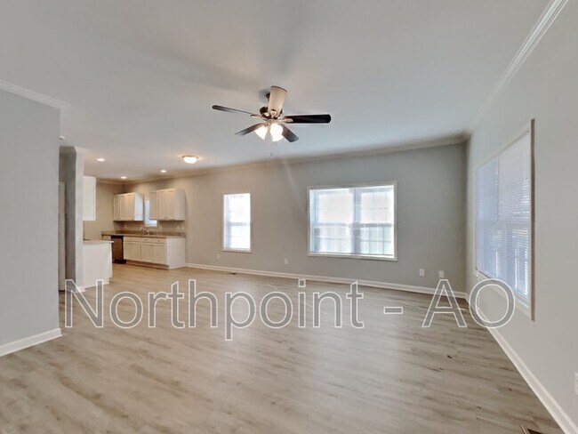 Photo - 295 Sterling St SE