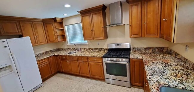 Photo - 4505 Laplace St