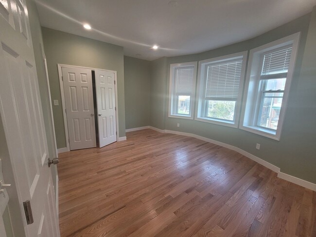 Photo - 2931 N Calvert St Unit 2