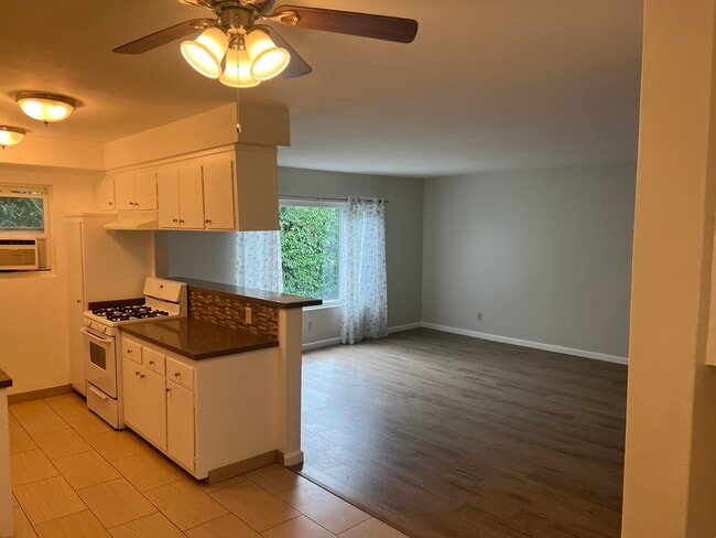 dining room view - 1401 Venice Blvd Venice