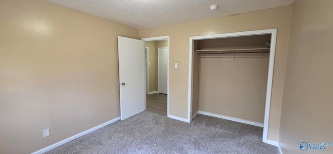 Photo - 2108 Hill St NW