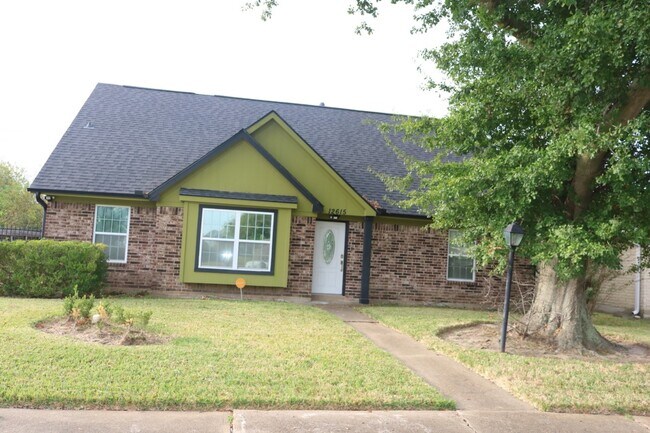 Building Photo - 12615 Huntington Venture Dr