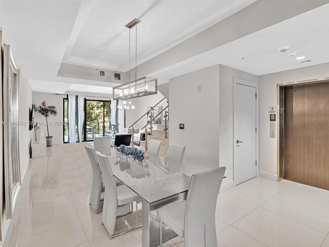 Photo - 3040 N Ocean Blvd Unidad N103